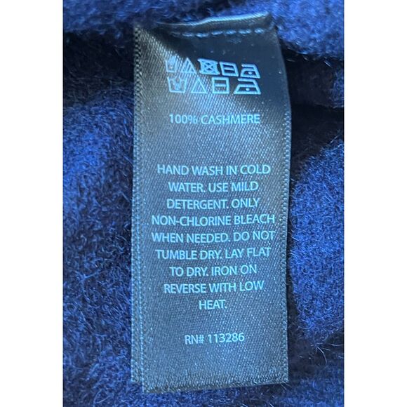 Soft Blue Cashmere V Neck Pullover Sweater Top   Mens Size Large - Picture 4 of 8